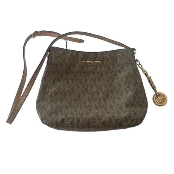 Michael Kors Handbags - New Michael Kors Purse Jet Set Travel Messenger Signature Crossbody Handbag